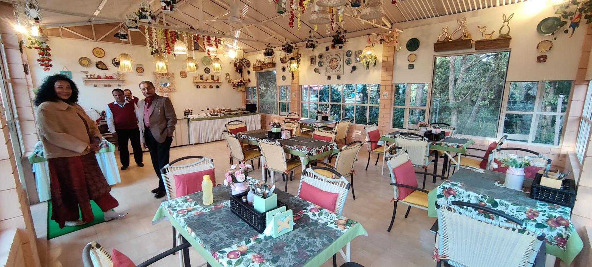 West View Hotel Ranikhet Ngoại thất bức ảnh
