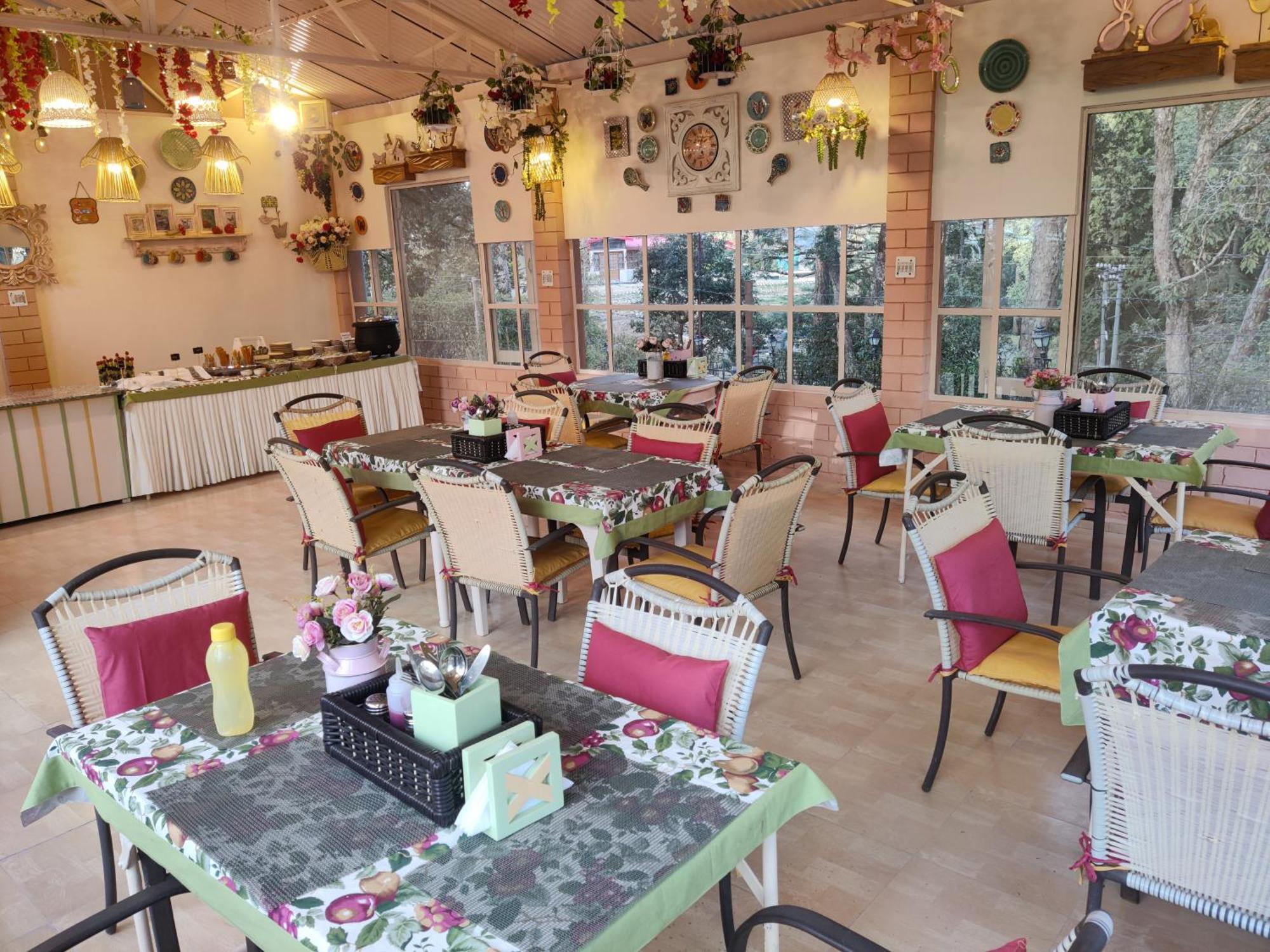 West View Hotel Ranikhet Ngoại thất bức ảnh