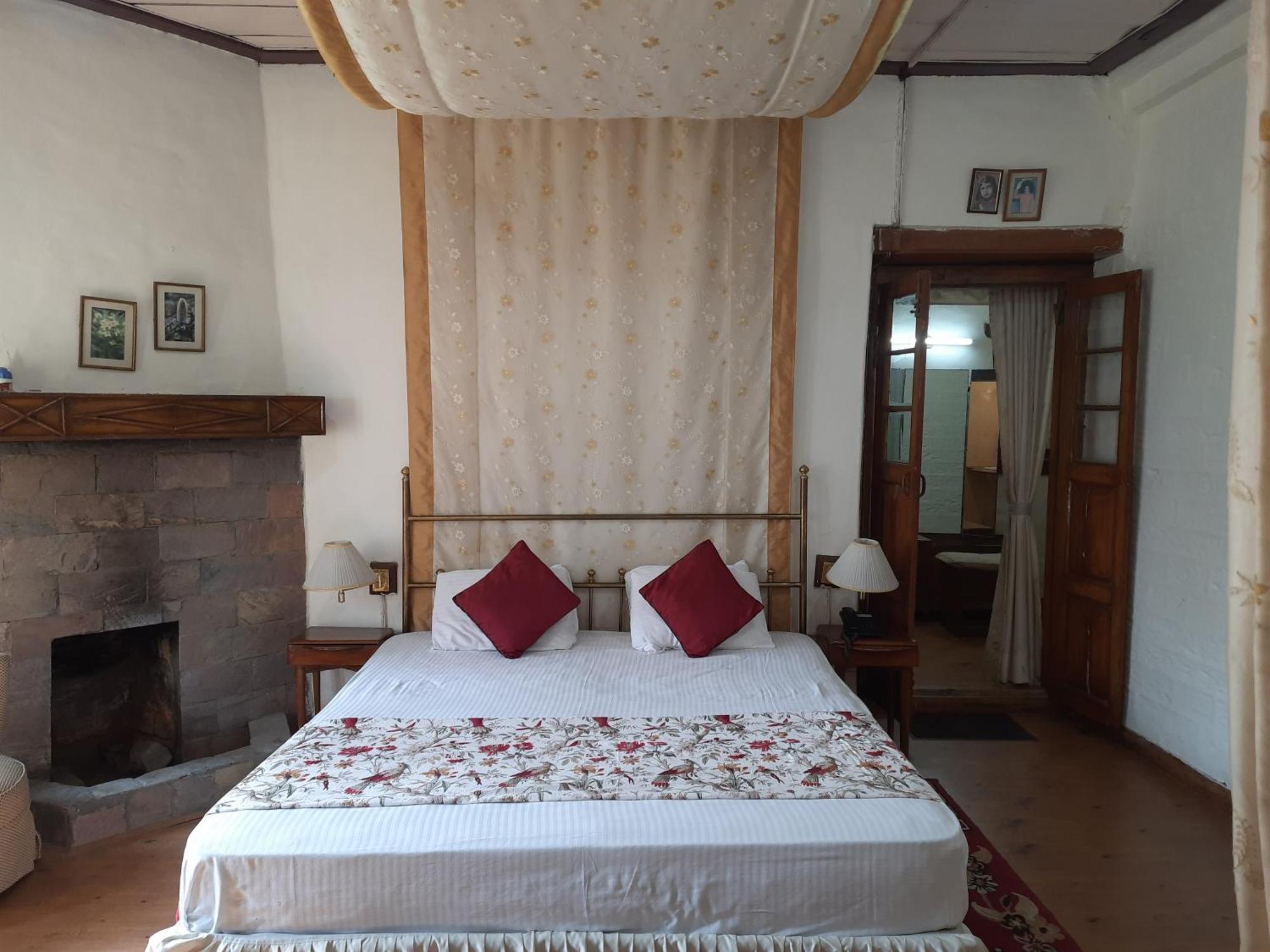 West View Hotel Ranikhet Ngoại thất bức ảnh