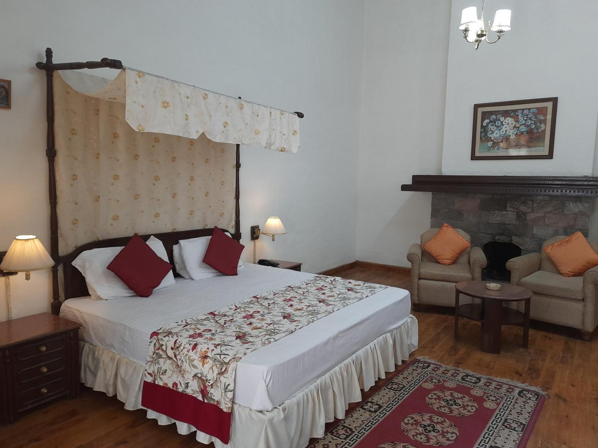 West View Hotel Ranikhet Ngoại thất bức ảnh